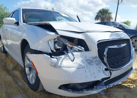 2020 Chrysler 300 Touring из США, поврежденный, VIN 2C3CCAAG7LH150813